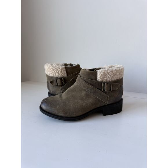 UGG Womens Winter Boots Sz 6.5 Benson Waterproof Wool Lining Leather Suede - Picture 11 of 11